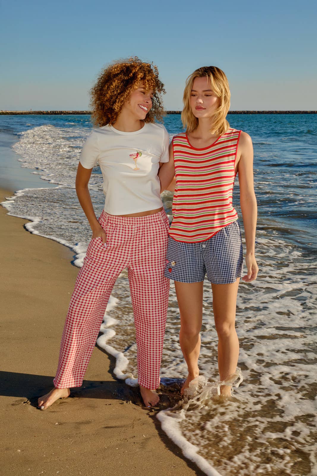 CREW NECK SHORT SLEEVE SPICY COCKTAIL EMBROIDERED T-SHIRT