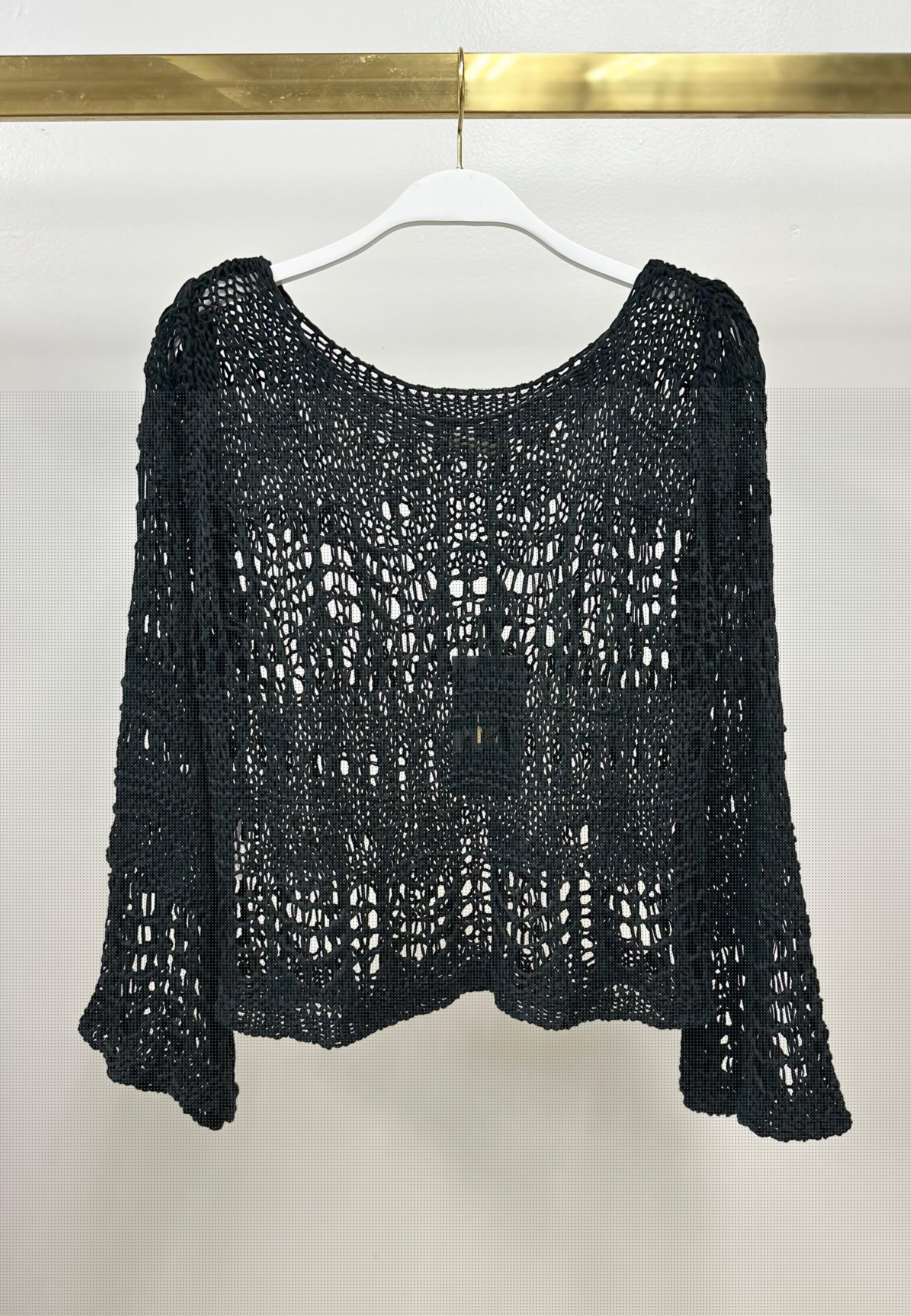 CROCHET LONG SLEEVE TOP (800822-OS)