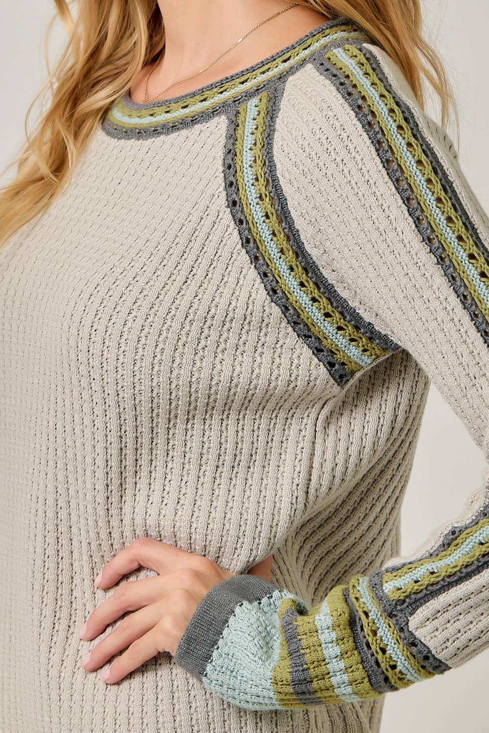 61199 Raglan Sleeve Trim Detail Sweater Top