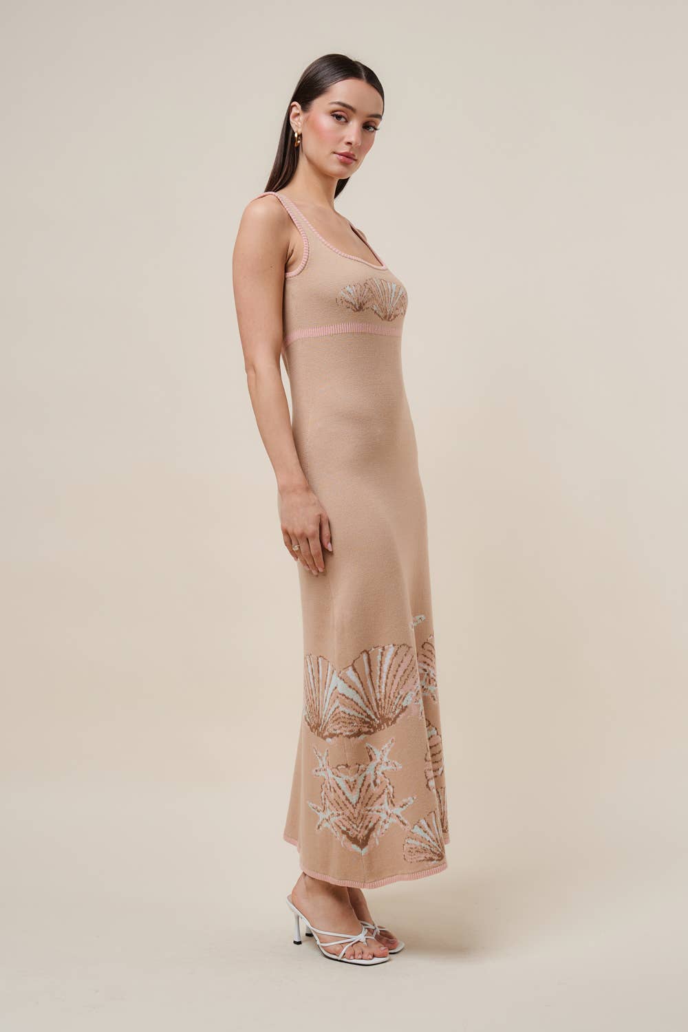 AD2935 Embroidered knit maxi dress